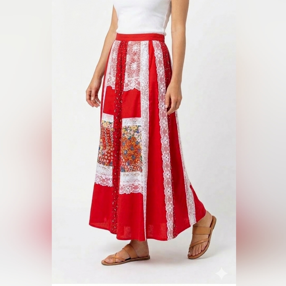 Vintage 1970s cottagecore Maxi Skirt Size Medium by Care Free Fashions
